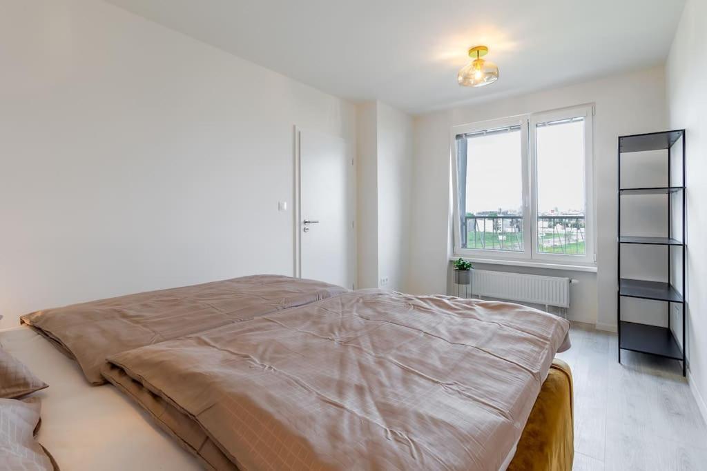 Cozy Apartment Near City Centrum And Bratislava Airport 外观 照片