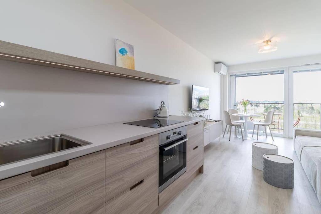 Cozy Apartment Near City Centrum And Bratislava Airport 外观 照片