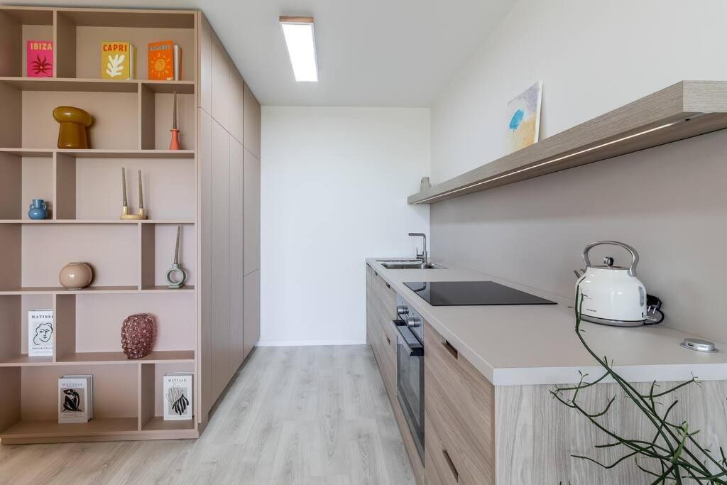 Cozy Apartment Near City Centrum And Bratislava Airport 外观 照片